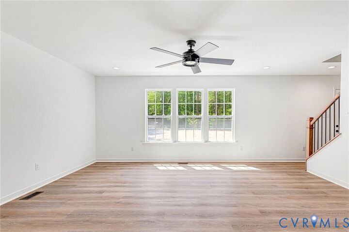 Property Photo: 120 W New Providence Drive VA 22546