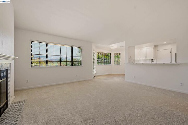 Property Photo: 410 Canyon Woods Place C CA 94582