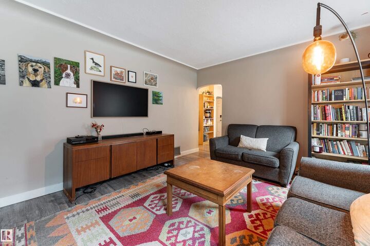 Property Photo:  11228 67 Street NW  AB T5B 1L1 