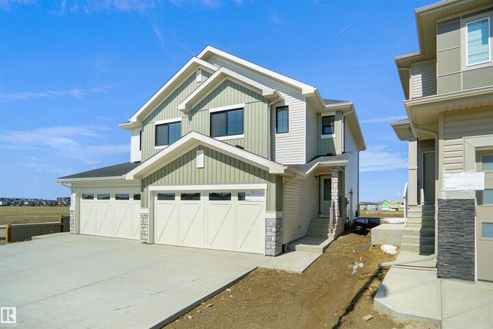 Property Photo:  36 Nectar Way  AB T8N 7Z7 