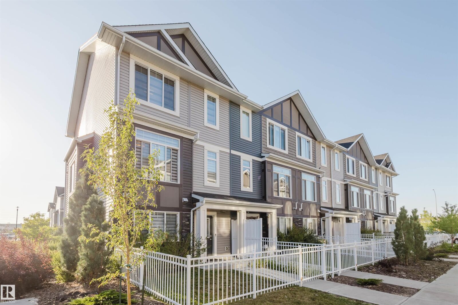 Property Photo:  2215 24 Street NW 41  AB T6T 1A6 