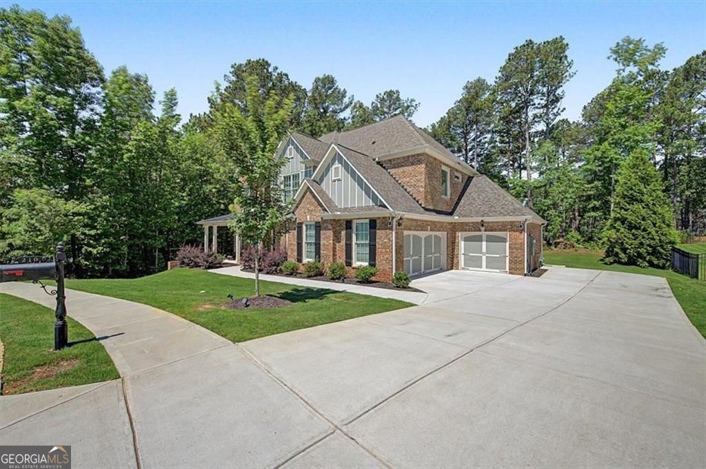 Property Photo:  210 Manchester Lane  GA 30180 