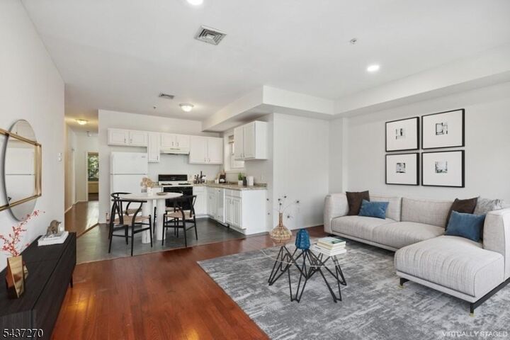 Property Photo: 64 James St NJ 07102