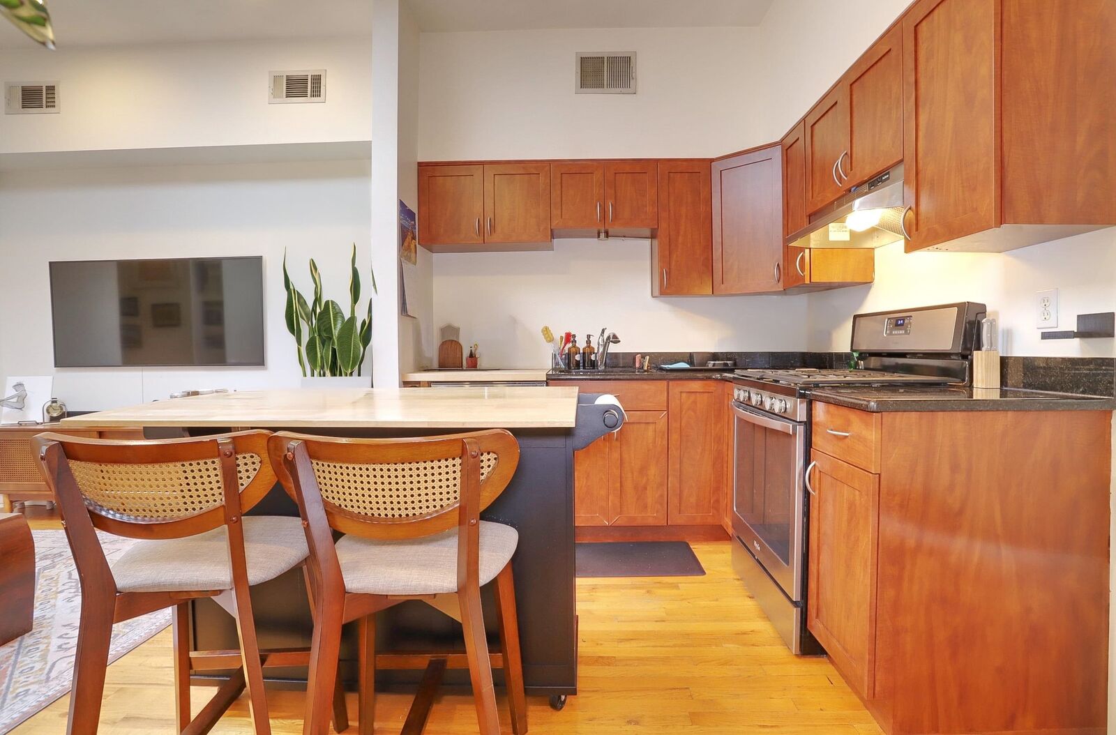 Property Photo:  519 Monroe St 3B  NJ 07030 
