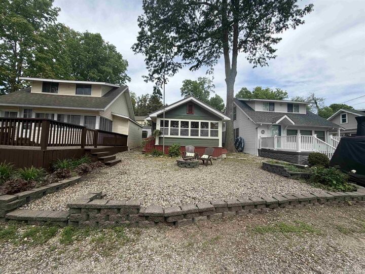 Property Photo: 840 Lane 120 IN 46742