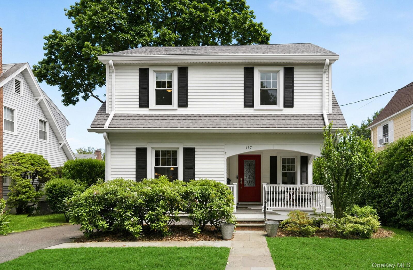 Property Photo:  177 Longview Avenue  NY 10605 