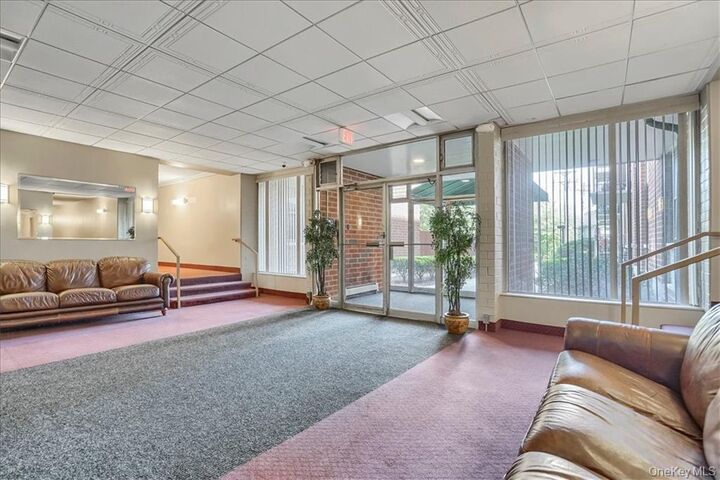 Property Photo:  35 Park Avenue 4S  NY 10901 