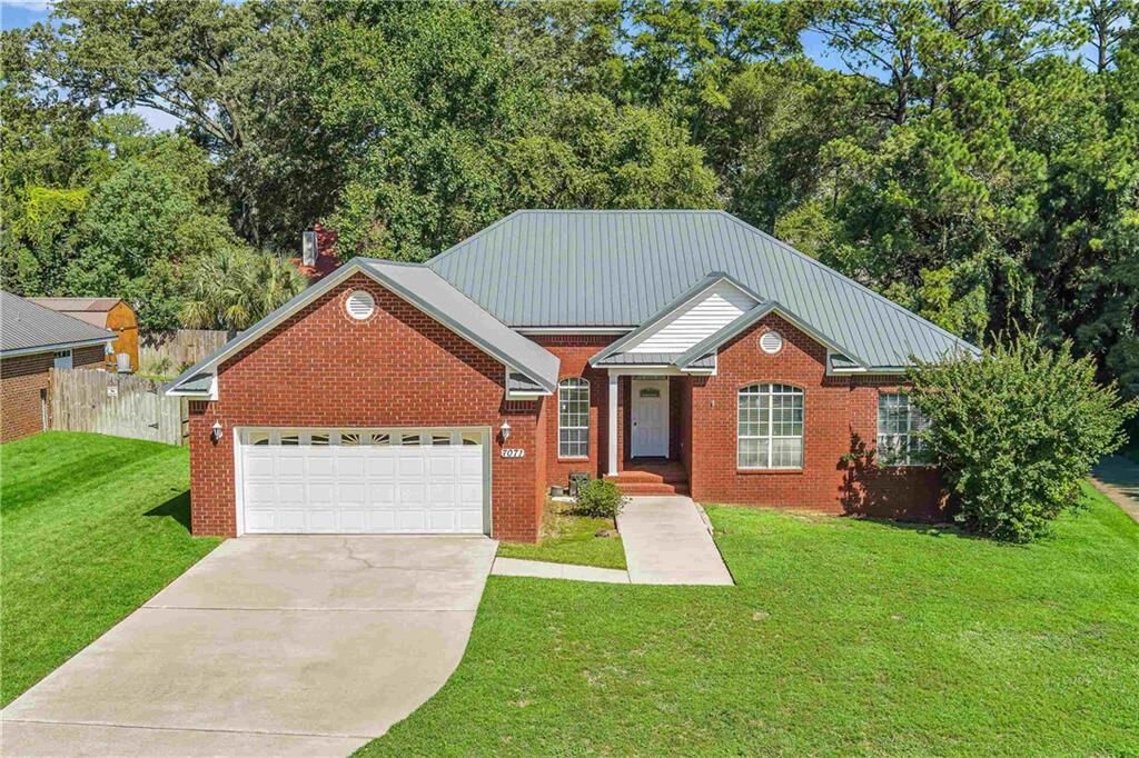Property Photo:  7071 Wedgewood Court  AL 36526 