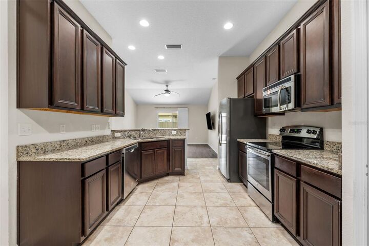 Property Photo:  8145 NW 53rd Street  FL 32653 