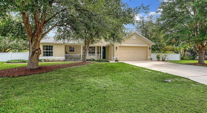 Property Photo:  25082 Wateau Court  FL 33983 