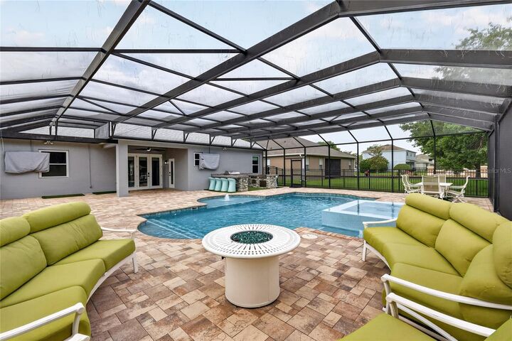 Property Photo:  5006 Rishley Run Way  FL 32757 