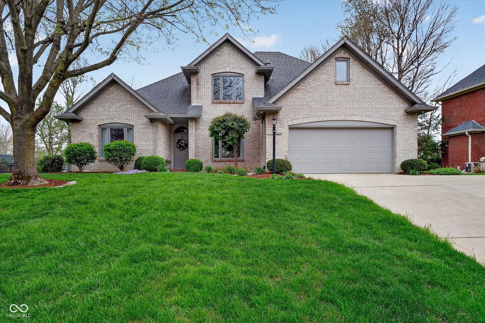 Property Photo: 6633 Royal Oakland Place IN 46236