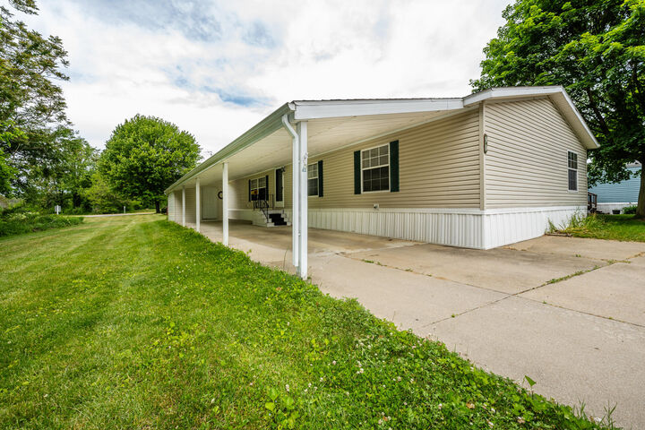 Property Photo:  8836 Stevensville-Baroda Road  MI 49101 