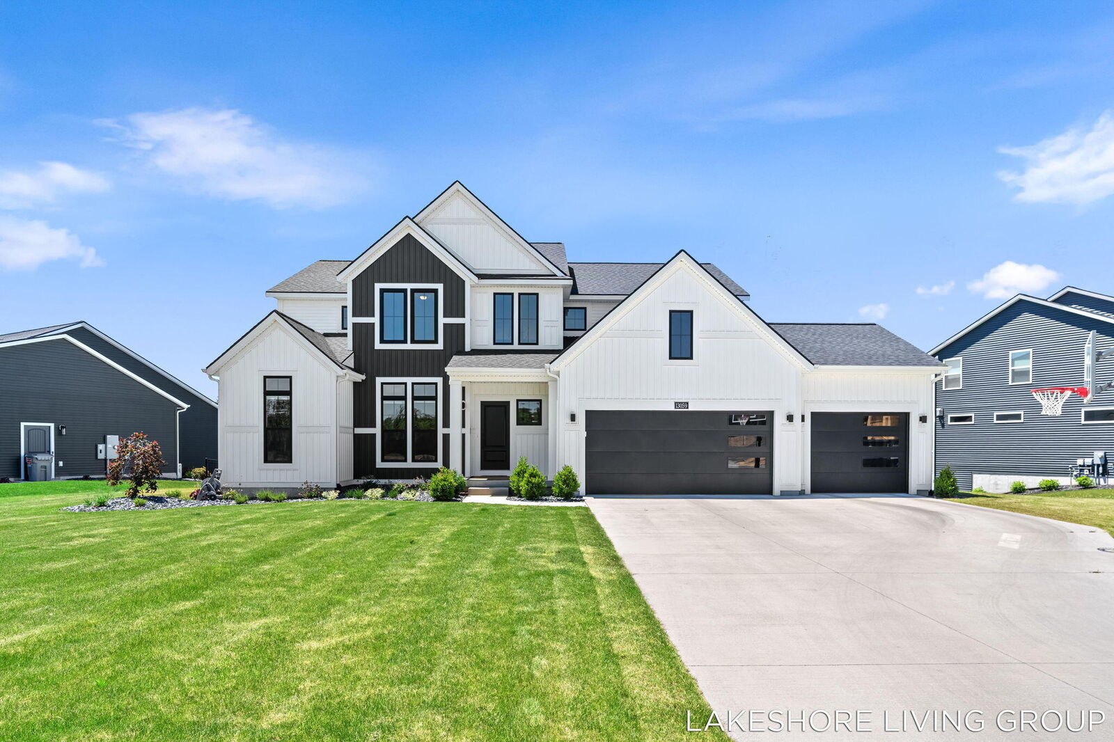 Property Photo: 13059 Pine Glen Drive MI 49417