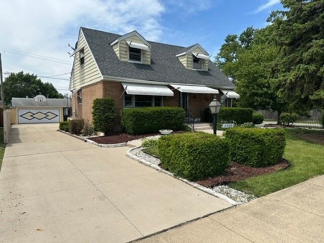 Property Photo:  7700 Lawler Avenue  IL 60459 