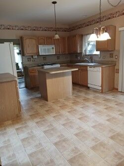 Property Photo:  1970 Astor Lane  IL 60101 