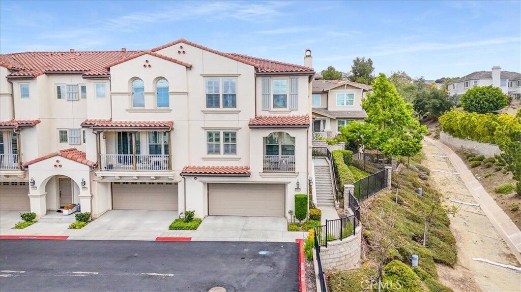 Property Photo:  18664 Putting Green  CA 92886 