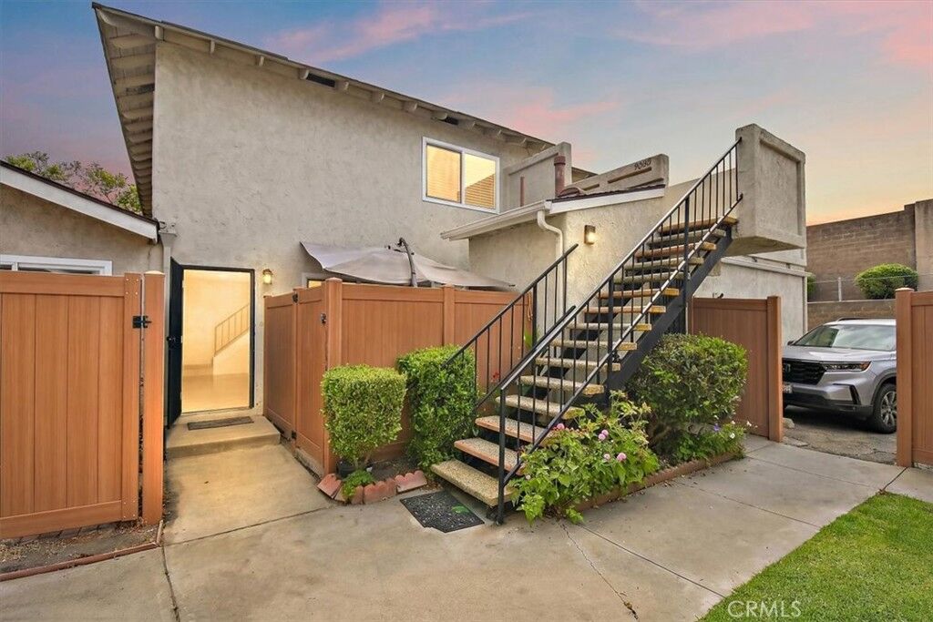 Property Photo:  16946 Sierra Vista Way  CA 90703 
