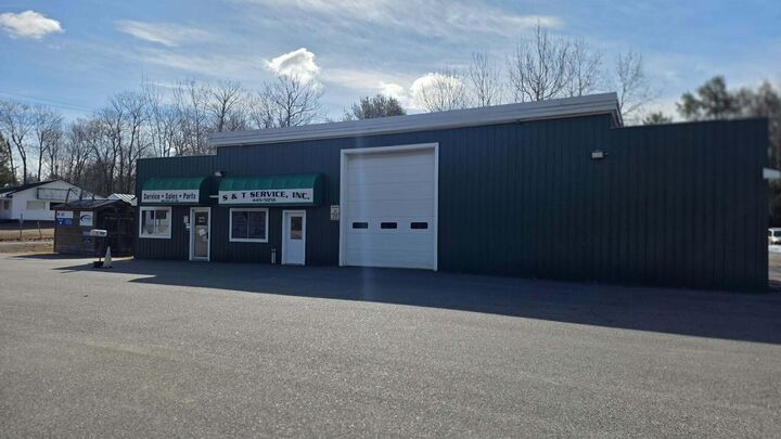 Property Photo:  847 Route 3  ME 04358 