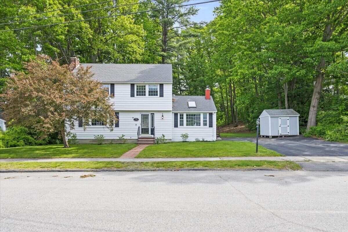Property Photo:  70 Springwood Road  ME 04106 