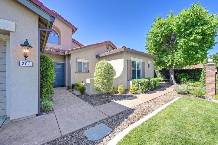 Property Photo:  303 Provence Lane  CA 95630 