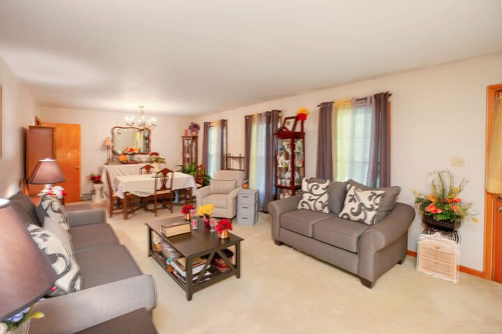 Property Photo: 2226 Hwy 25 W TN 37048
