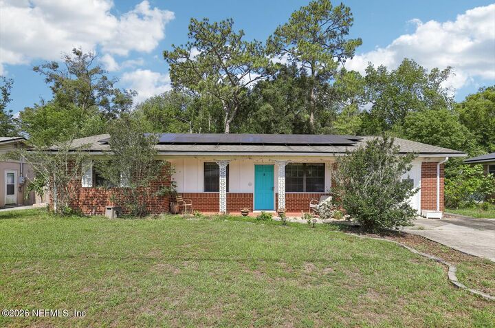 Property Photo:  1814 Grove Park Drive  FL 32073 