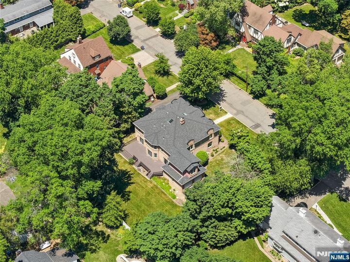Property Photo:  30 Creston Avenue  NJ 07670 