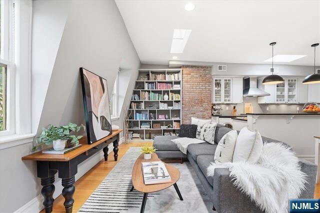 Property Photo:  247 2nd Street 3  NJ 07302 
