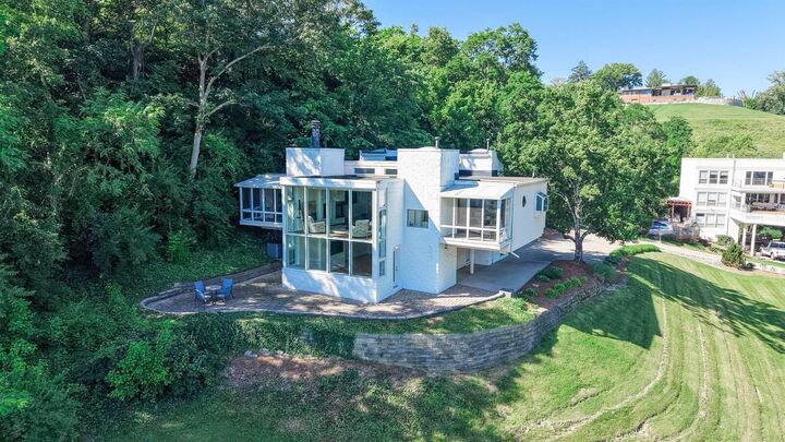 Property Photo:  1109 River Hill Drive  KY 41011 