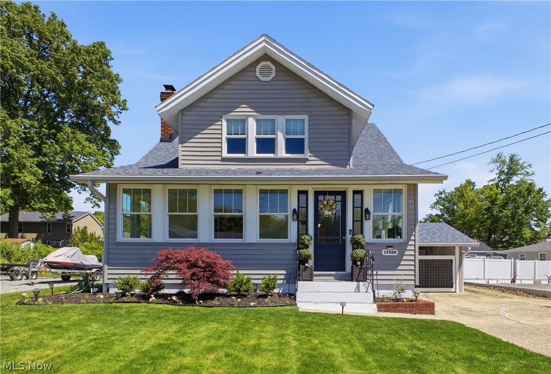 Property Photo:  17500 Lundys Lane  OH 44429 