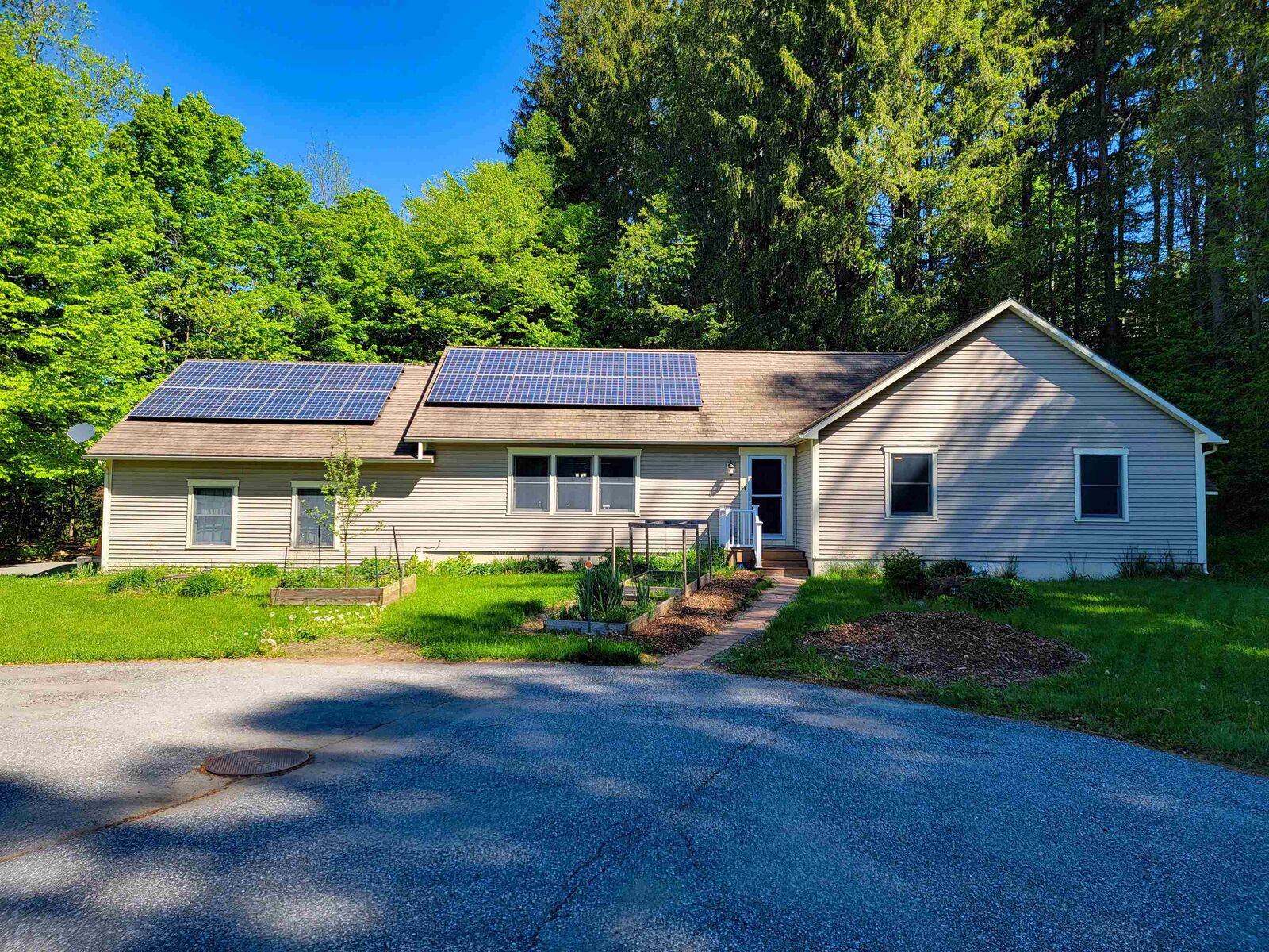Property Photo: 58 Tuckaway Lane VT 05663