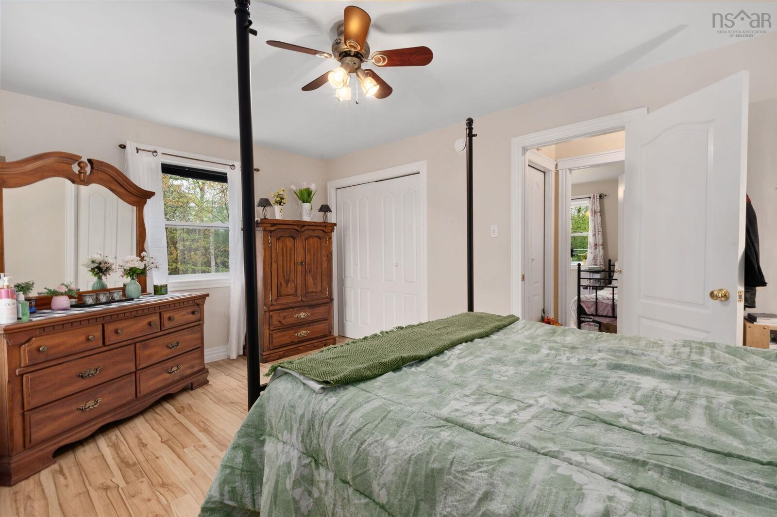 Property Photo:  229 McGrath Avenue  NS B0N 2N0 
