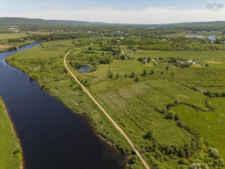 4035 Highway 201 — photo 1