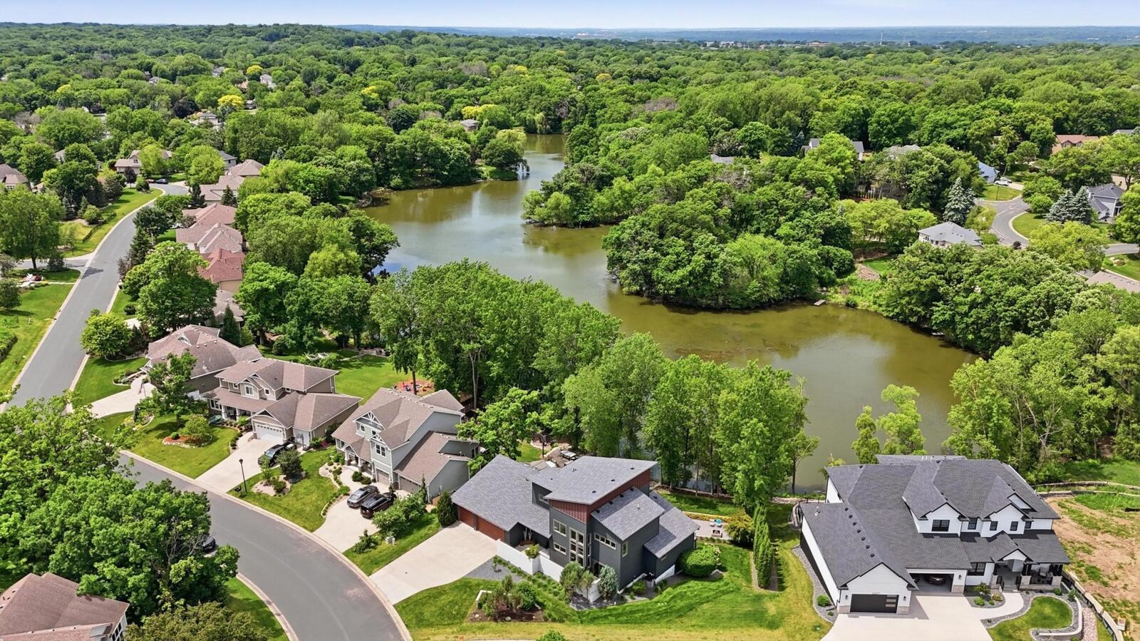 Property Photo:  2229 Wall Street  MN 55122 