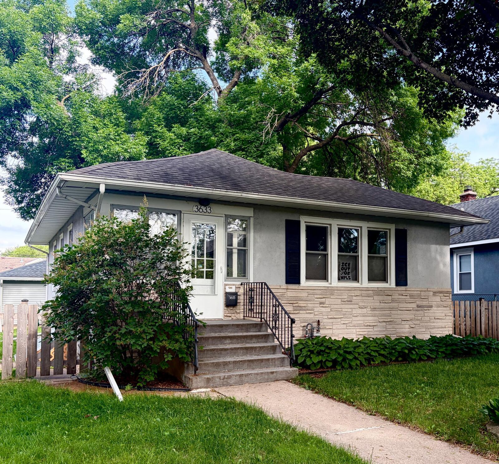 Property Photo:  3633 43rd Avenue S  MN 55406 