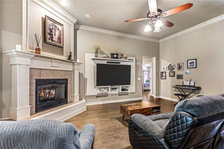 Property Photo: 4468 W Lofty Wood Drive AR 72704