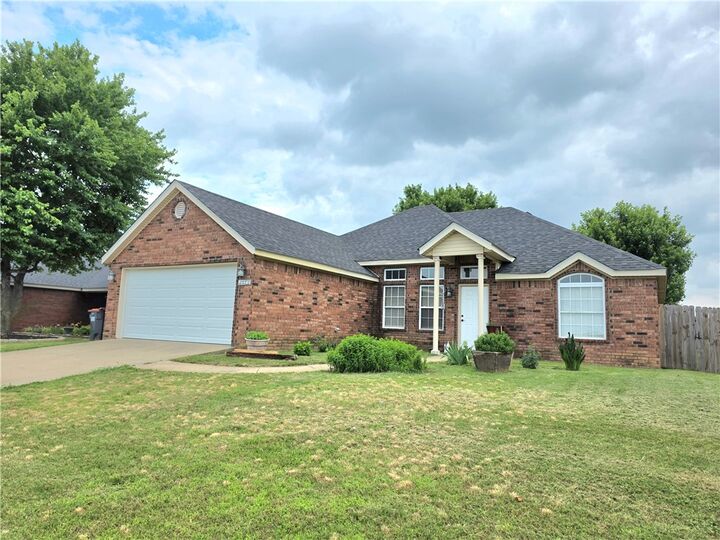 Property Photo:  2573 Persimmon Street  AR 72764 