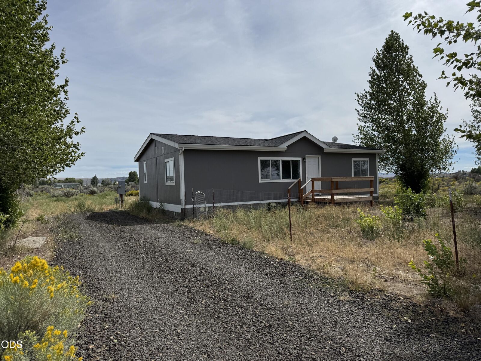 Property Photo:  58282 Maple Circle Circle N  OR 97641 