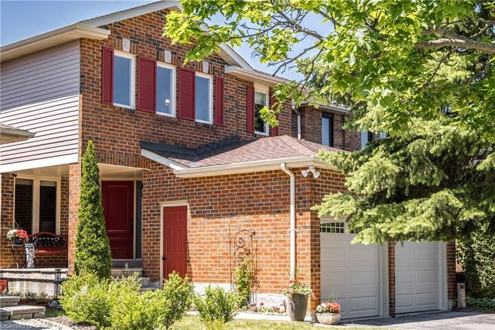 Property Photo:  3357 Wilmar Crescent  ON L5L 4C2 