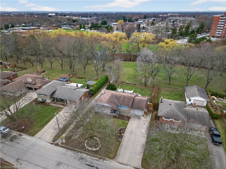 Property Photo:  79 Prince Charles Drive  ON L2N 3Y8 
