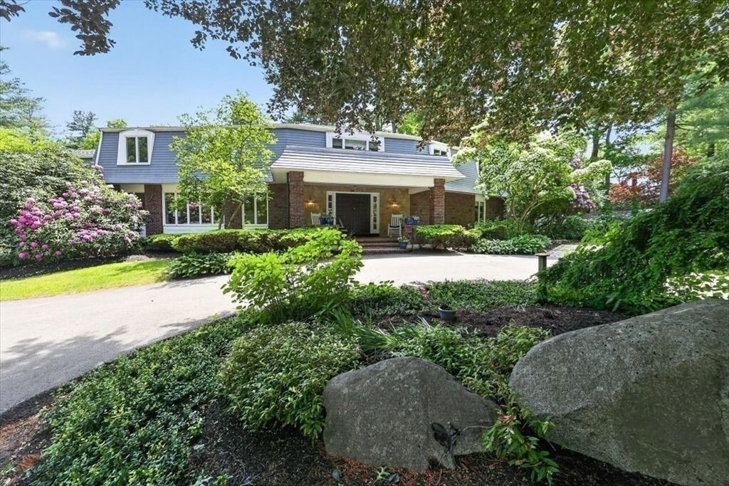 Property Photo:  1 Grist Mill Lane  MA 02043 
