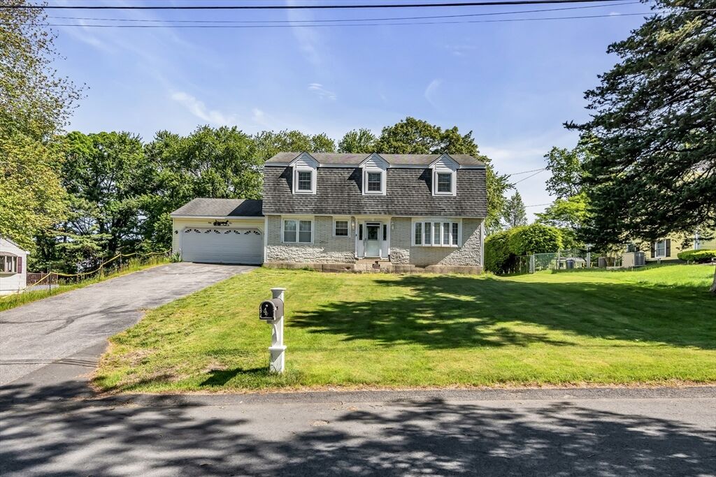 Property Photo:  41 Riverview Ave  MA 01844 
