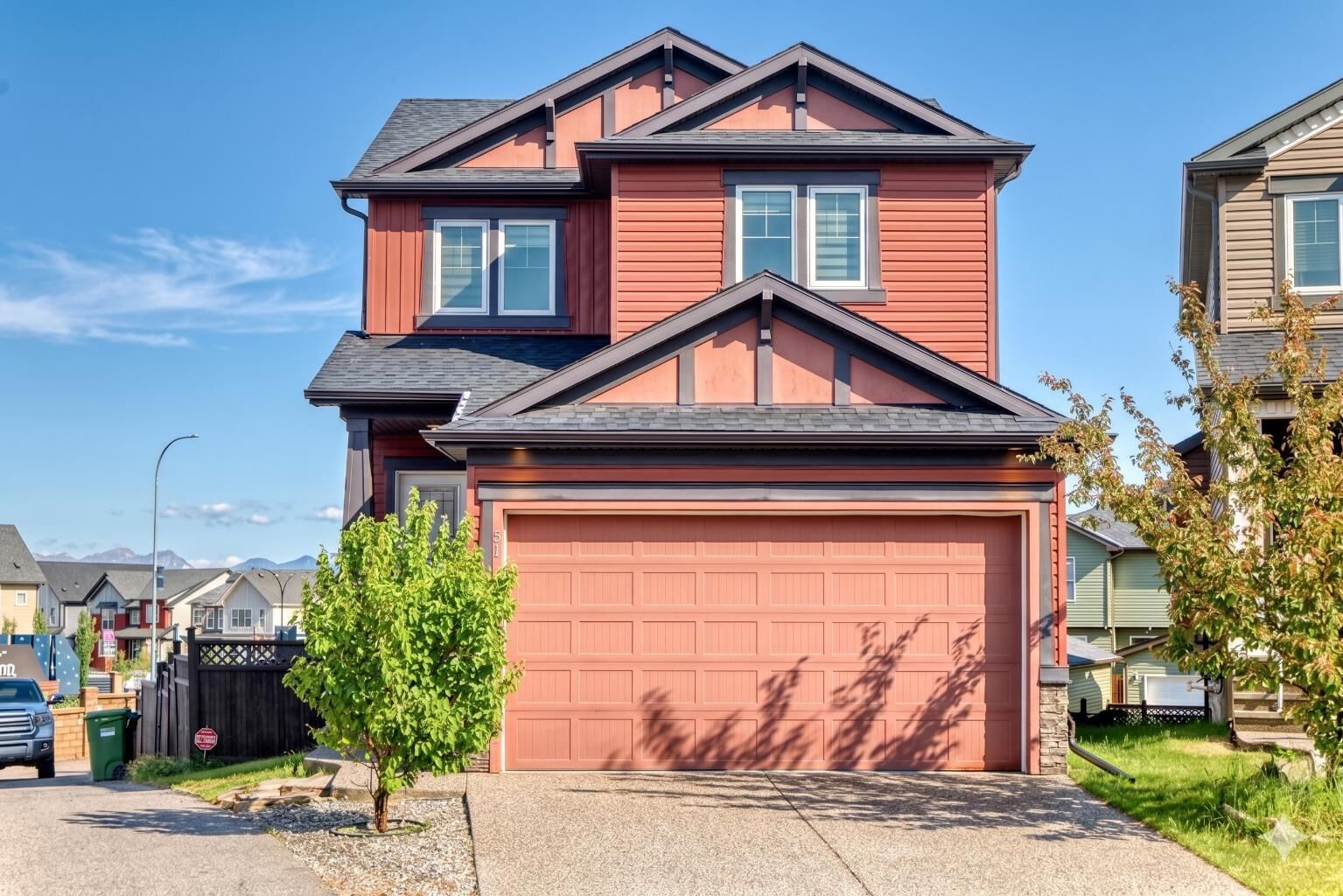 Property Photo:  51 Evanscrest Way NW  AB T3P 0P9 