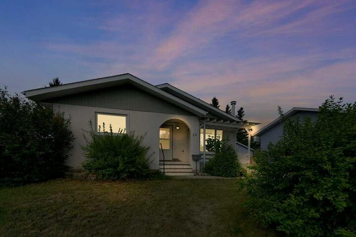 Property Photo: 22 Blackstone Avenue AB T4L 1P7