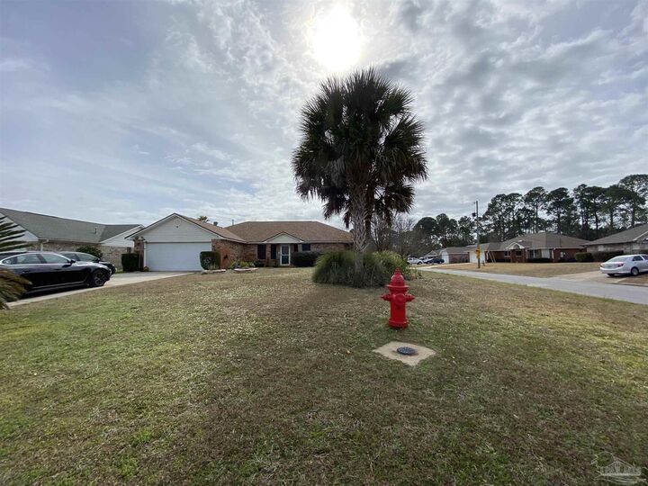 Property Photo: 8029 Grand Bahama Dr FL 32506