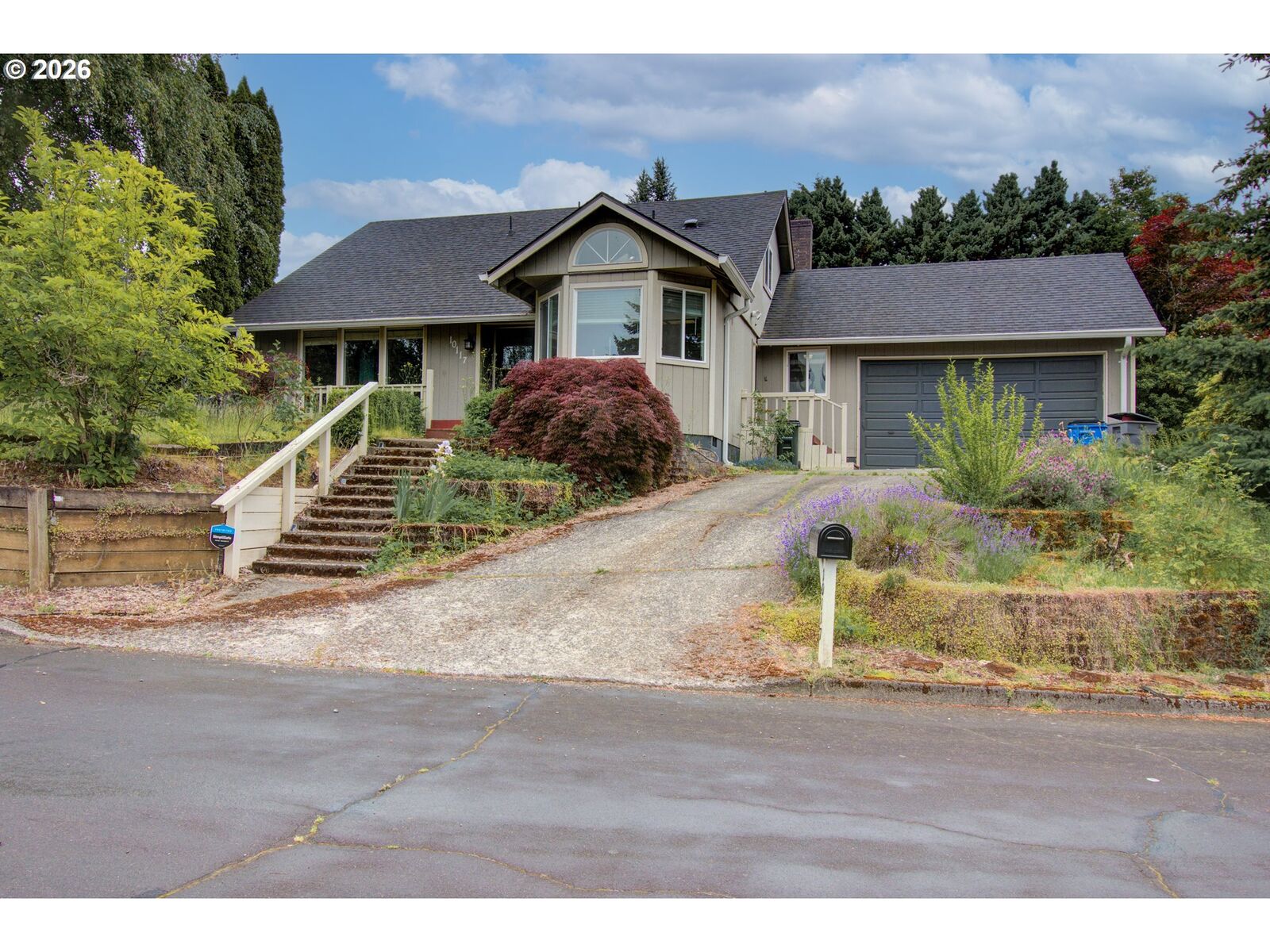 Property Photo:  10117 NE 14th Cir  WA 98664 