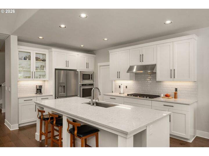 Property Photo:  7540 SW Honor Loop  OR 97070 