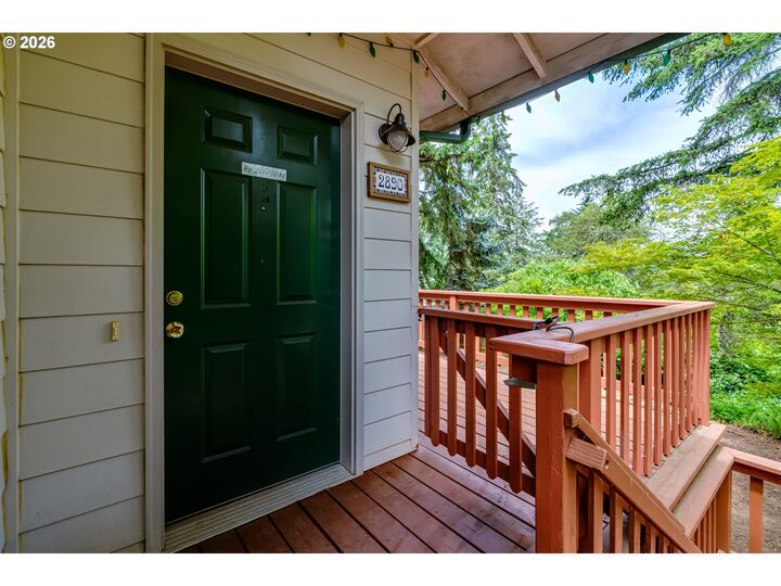 Property Photo:  2890 Chambers St  OR 97405 