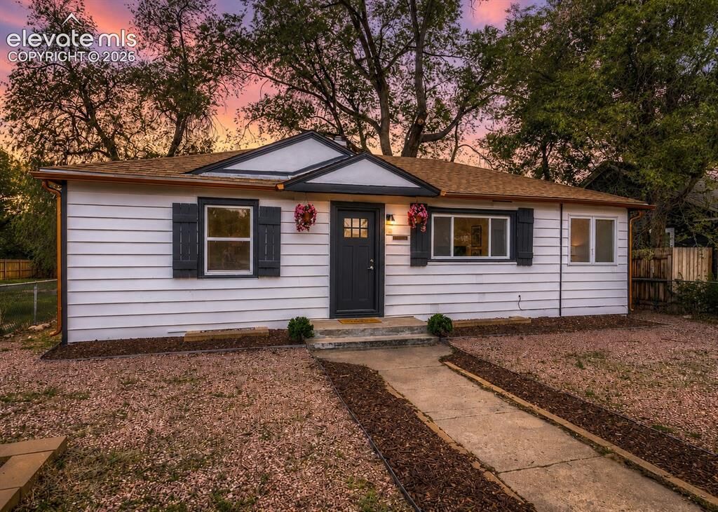 Property Photo: 939 E Las Animas Street CO 80903